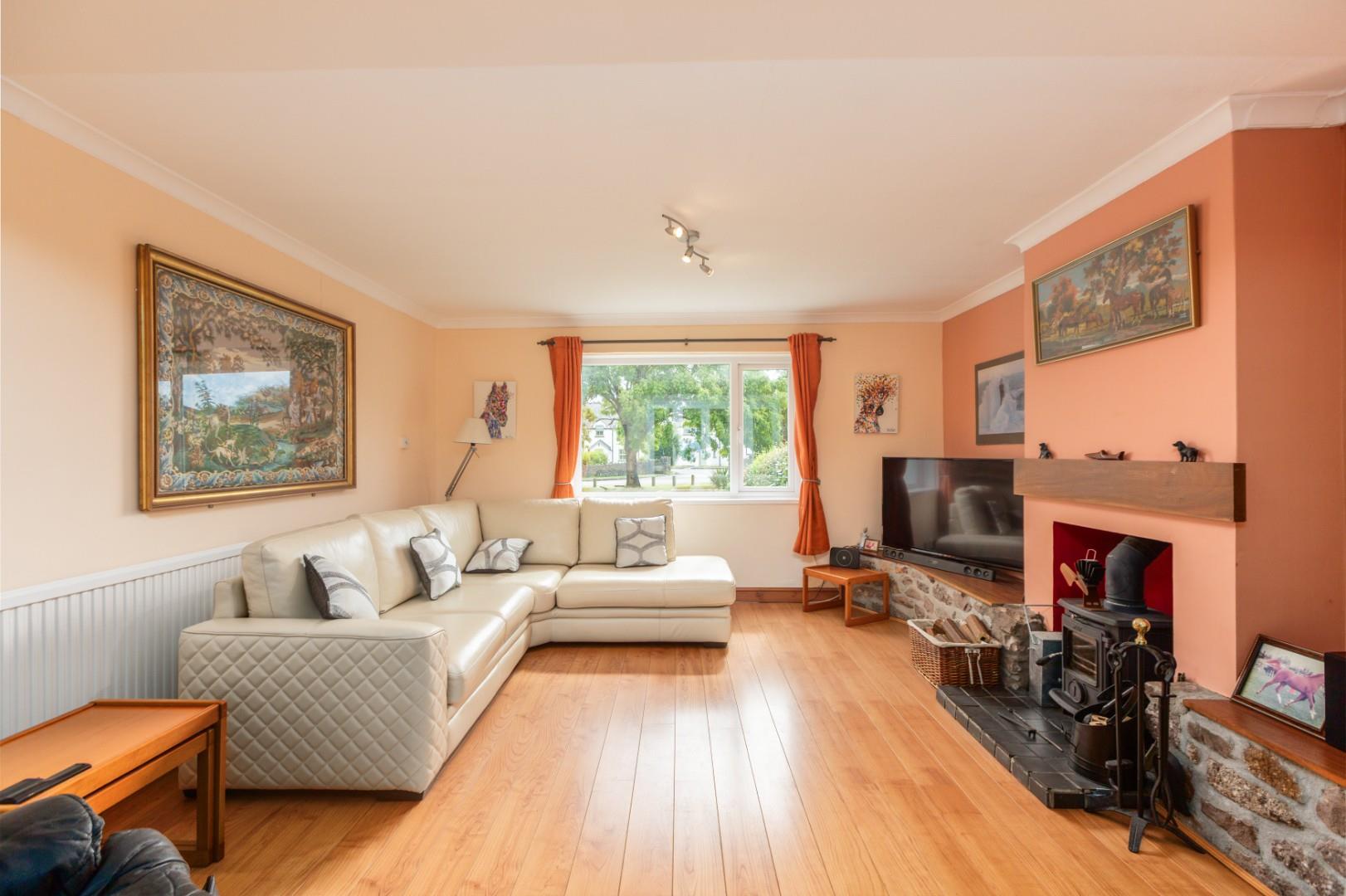 Monksland Road, Reynoldston, Swansea, SA3 1AY